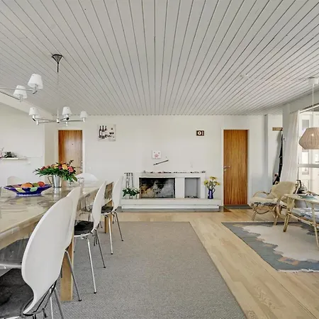 Evald - 200m From The Sea By Interhome